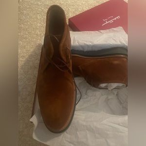 NWT Ferragamo Lagos Chukka Boots, Tan, Size 9